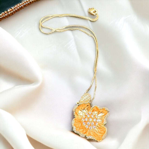 Hollow Out Flower Necklace - D115 - 1