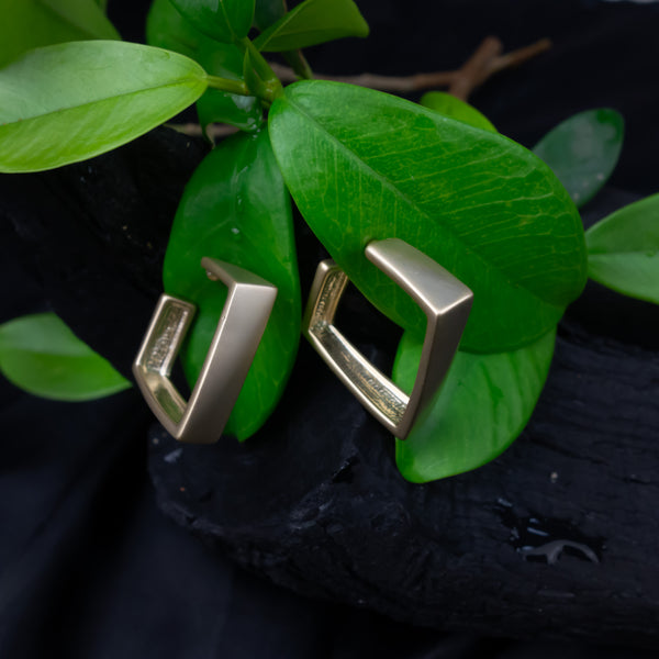 Dainty Simple Style Square Hoop Earring - D33