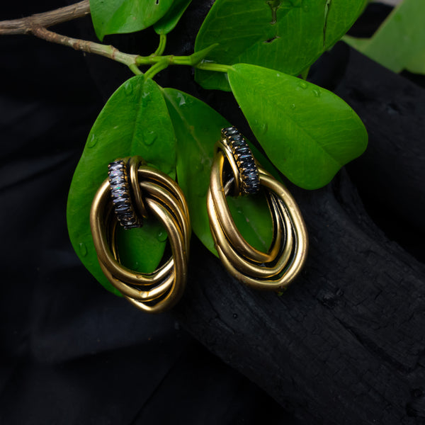 Gold-tone Door Knocker Earrings - D41