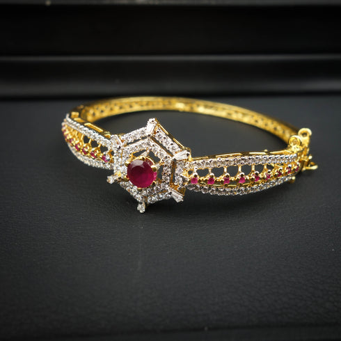 Lustrous Silver Bracelets-DS 14